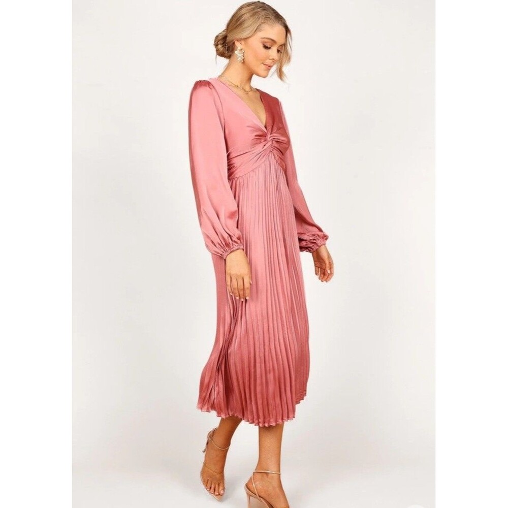 Petal & Pup Women's Noelle Twist Front Pleated Midi Dress Cocktail Size L Blush - Picture 9 of 16
